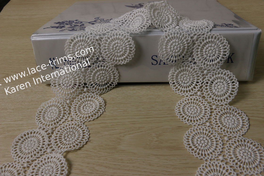 ODM Simple Knitted Lace Border , 9cm Width Machine Embroidery Lace Edging