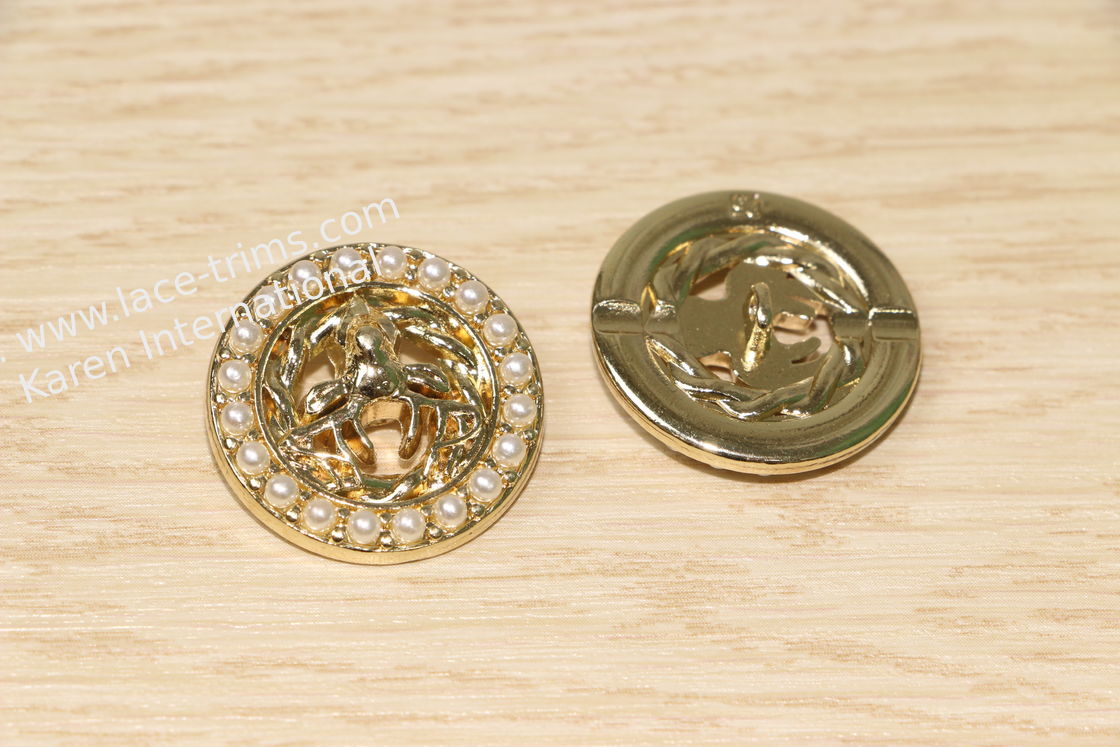 ODM Decorative Clothing Buttons Pearl Embedded 25mm Long Copper Material