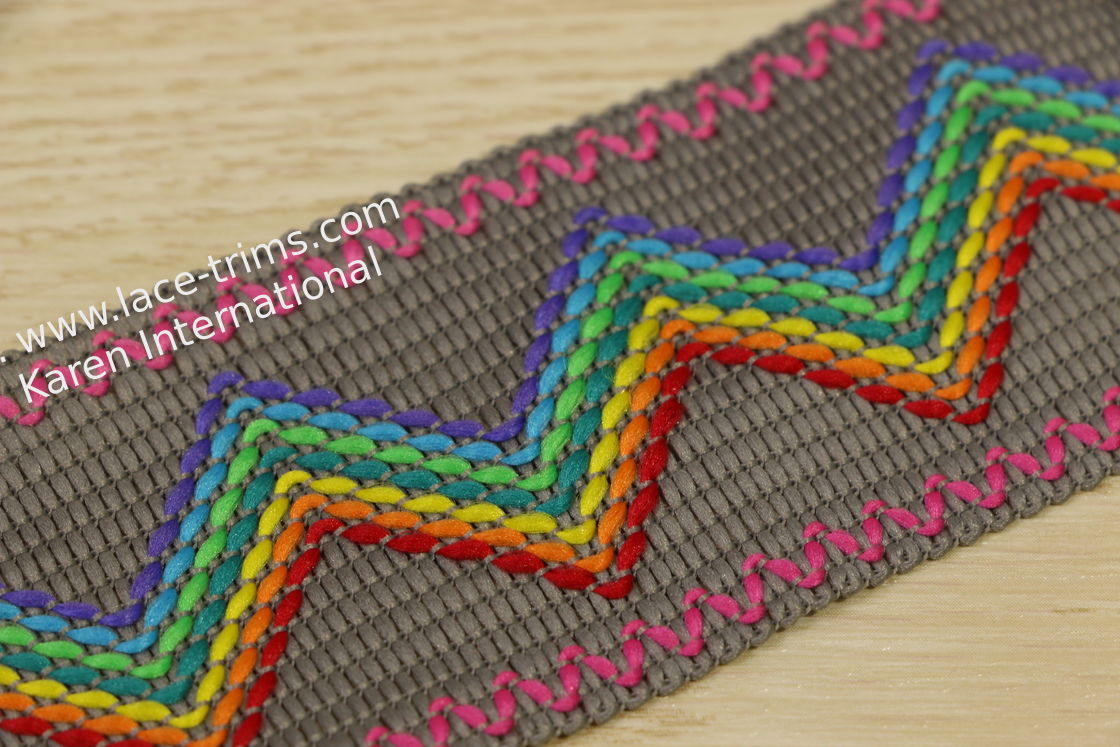 Flat Webbing Woven Tapes Lightweight Zigzag Pattern Rainbow Color OEM